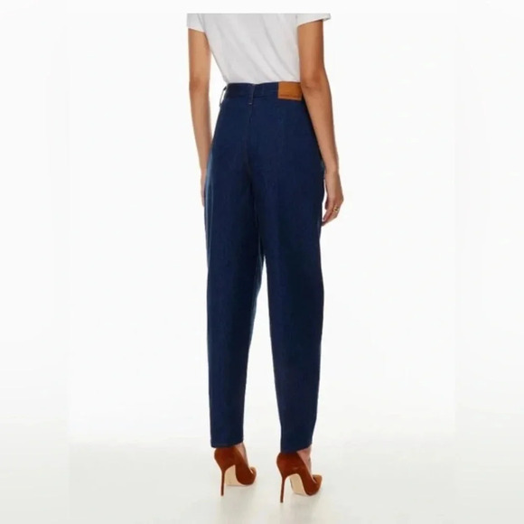 Aritzia Denim Forum Luanne High Rise Tapered Jean 24 - Picture 2 of 8
